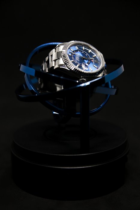 The Voyager Blue -  Limited Edition 200pcs - Elbrus Horology - Watch winder