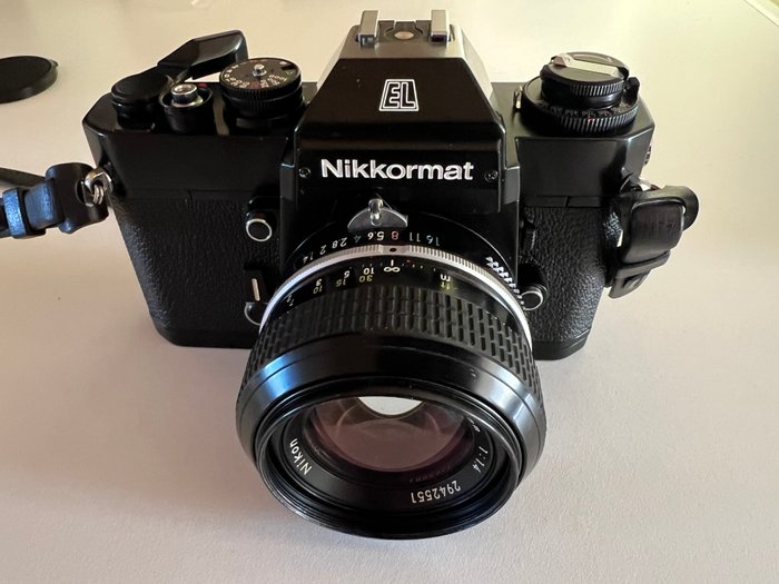 Nikon Nikkormat EL + Nikkor 1,4/50mm | Reflekskamera med enkelt linse (SLR)