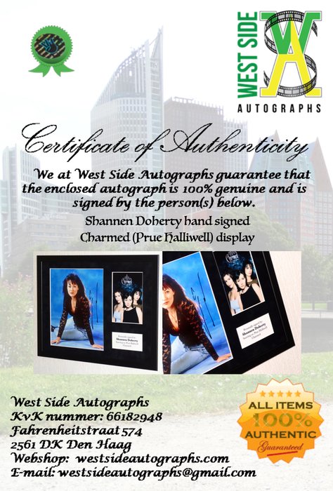 Charmed - Shannen Doherty (RIP) (Prue Halliwell) Framed, signed + COA  Photo signing session