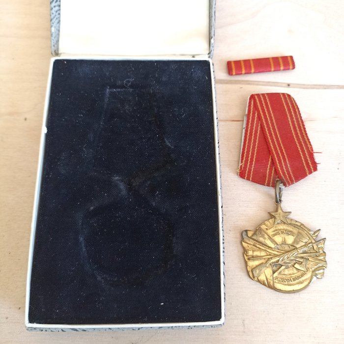 Rusland - Belønning - Eastern Block Military Awards WW-2 and later