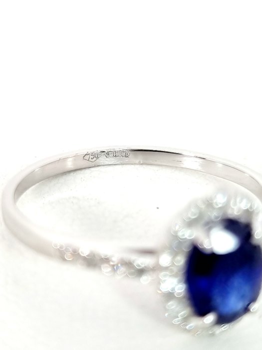 Ring - 18 kraat Hvidguld Safir - Diamant