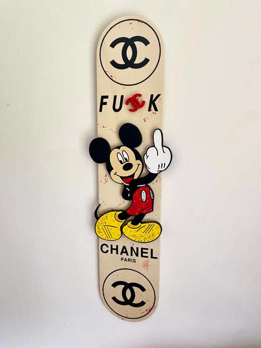 CASH - Mickey Chanel Fuck !!!