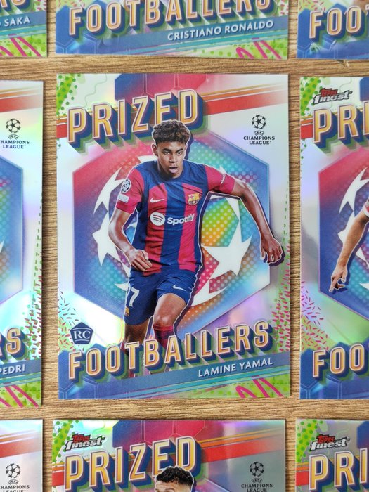 2023/24 Topps Finest UEFA Prized Footballers - Lamine Yamal  Ronaldinho  Cristiano Ronaldo - 1 Complete Set - Næsten så god som ny (NM)