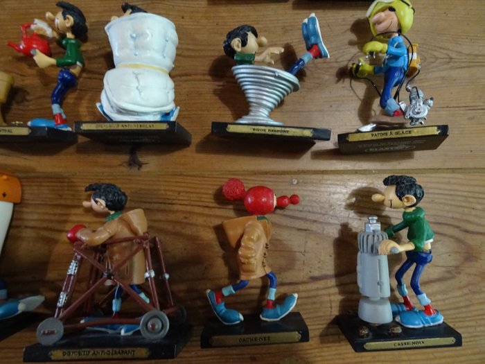 Franquin - Statuette - Lot 24 figurines plastoy Gaston Lagaffe + Marsu by Franquin 2004 (24) - Harpiks