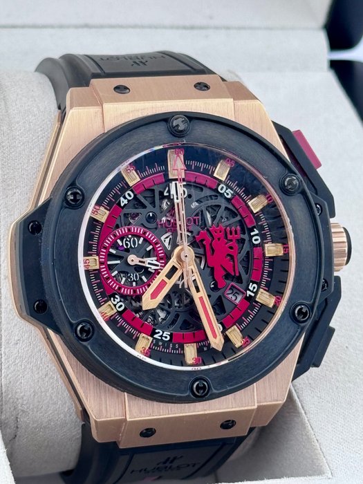 Hublot - King Power Red Devil Manchester United - Limited Ed. - 716.OM.1129.RX.MAN11 - Mænd - 2011-nu