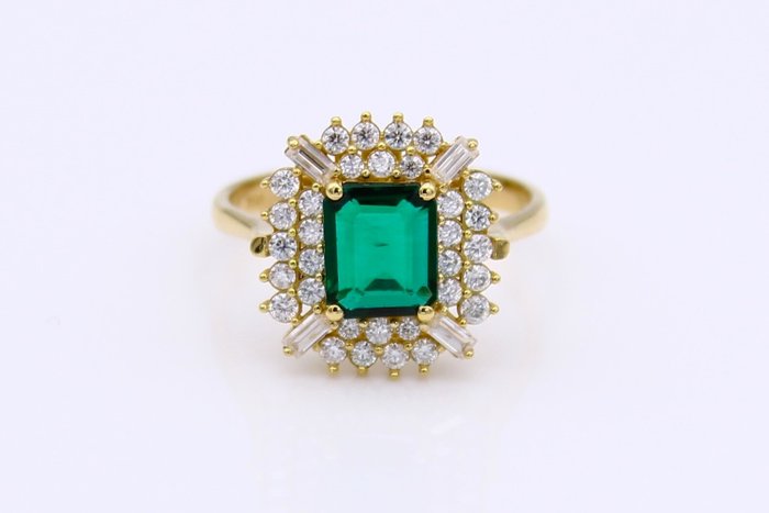 Ring - 18 kraat Gulguld -  3.20ct. tw. Smaragd - Diamant