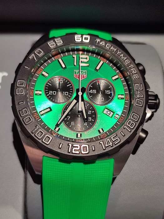 TAG Heuer - Formula 1 Chronograph Green - Ref. CAZ101AP - Mænd - 2011-nu