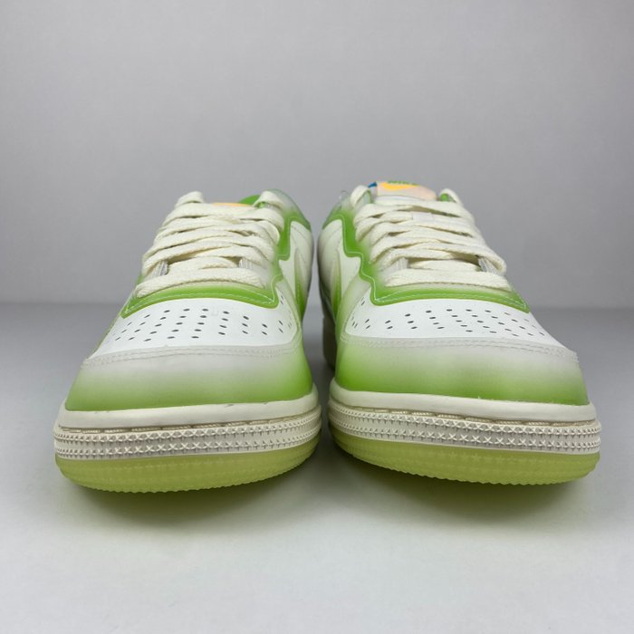 Nike - Sneakers - Størelse: Shoes / EU 43