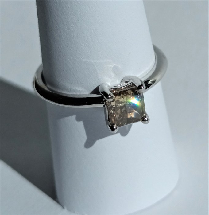 Ring - 14 karat Hvidguld -  1.03ct. tw. Blandet gul Diamant (Naturfarvet)