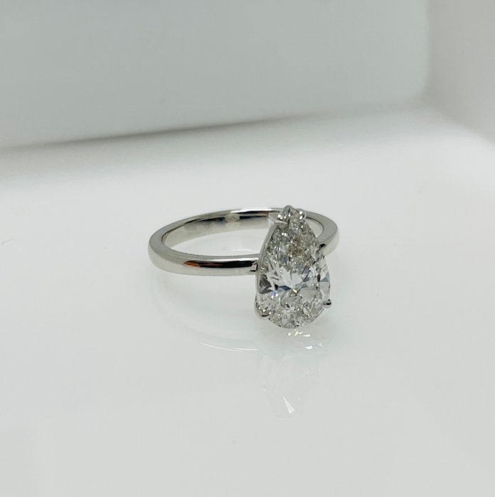 Forlovelsesring - 18 kraat Hvidguld -  2.11ct. tw. Diamant (Laboratoriedyrket)