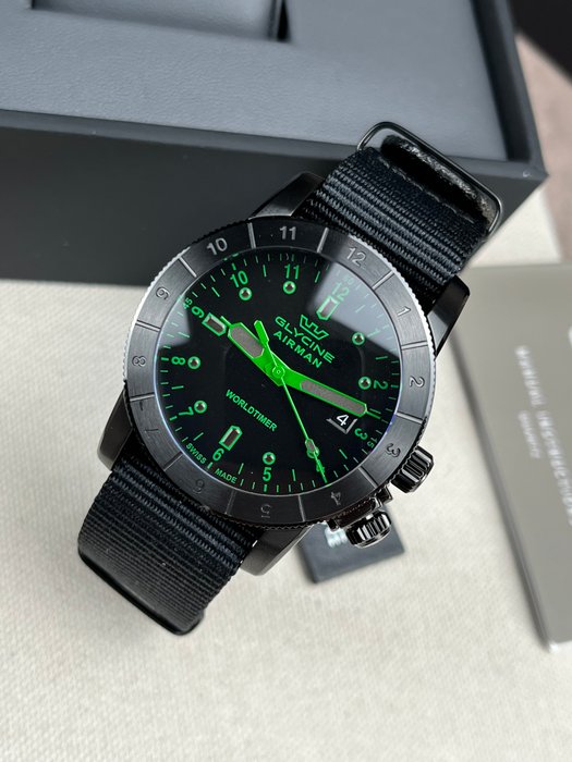 Glycine - Airman Green - Worldtimer Date - Ingen mindstepris - GL1040 - Mænd - 2011-nu