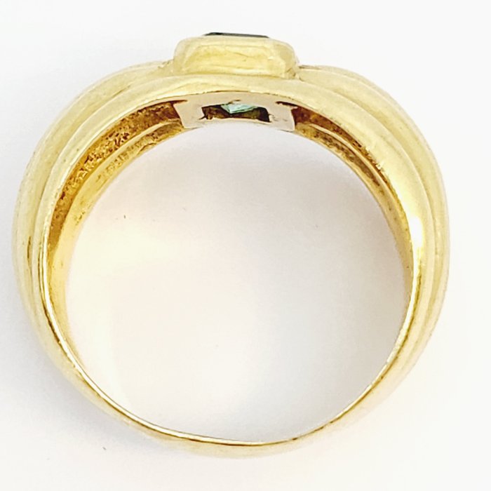 Ring - 18 kraat Gulguld -  0.91ct. tw. Smaragd