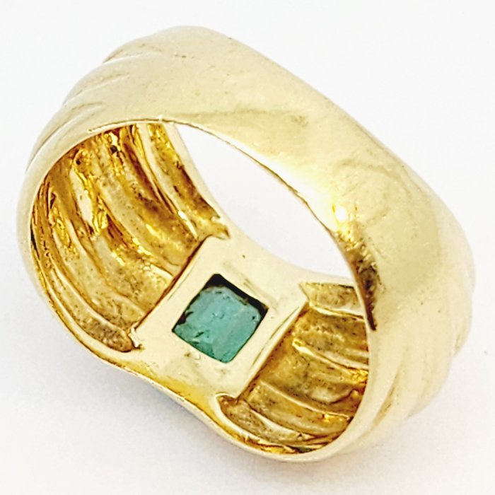 Ring - 18 kraat Gulguld -  0.91ct. tw. Smaragd