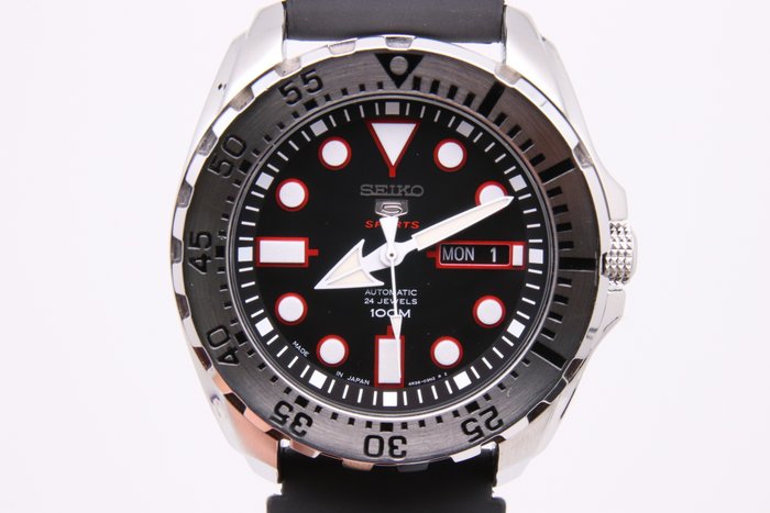 Seiko - Seiko 5 - Ingen mindstepris - SRP601J1 | 4R36-03T0 - Mænd - 2011-nu