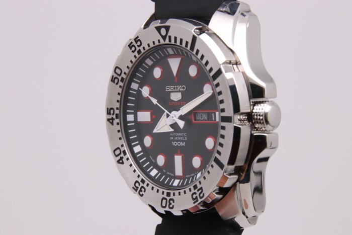 Seiko - Seiko 5 - Ingen mindstepris - SRP601J1 | 4R36-03T0 - Mænd - 2011-nu