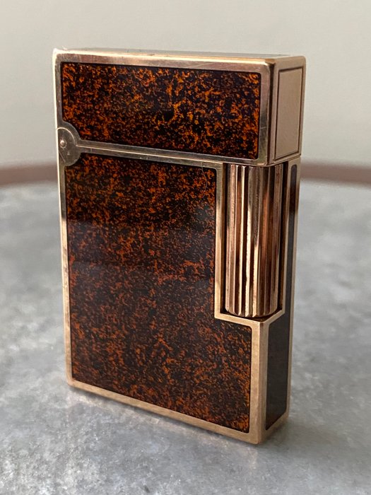 S.T. Dupont - Rare Small Ligne 2 - Lighter - Forgyldt og Laque de Chine "Gold Dust"