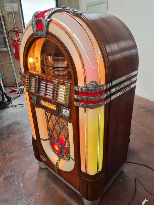 WURLITZER - 1015 Jukebox