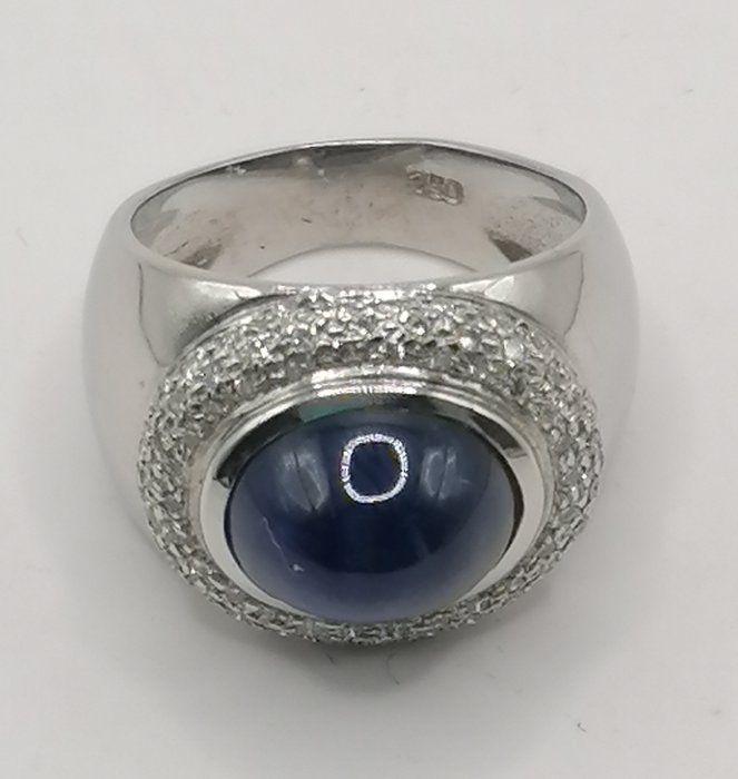 Ring - 18 kraat Hvidguld -  7.96ct. tw. Safir - Diamant