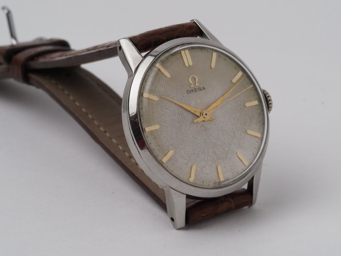 Omega - Ingen mindstepris - 2496-3 - Mænd - 1947