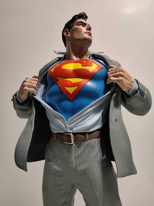 Superman - Beautiful, handpainted Statue (52 cm high) - Alex Ross