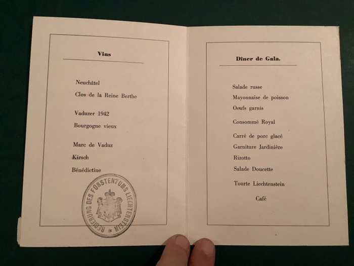 Liechtenstein 1943 - Menu af kongeparrets gallamiddag - Michel 211/213