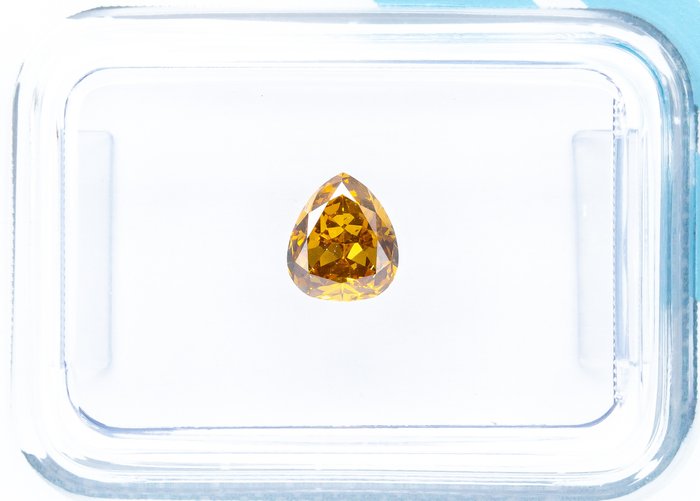 Ingen mindstepris - 1 pcs Diamant  (Naturfarvet)  - 0.56 ct - Pære - Fancy deep Brun, Gul - SI1 - International Gemological Institute (IGI)