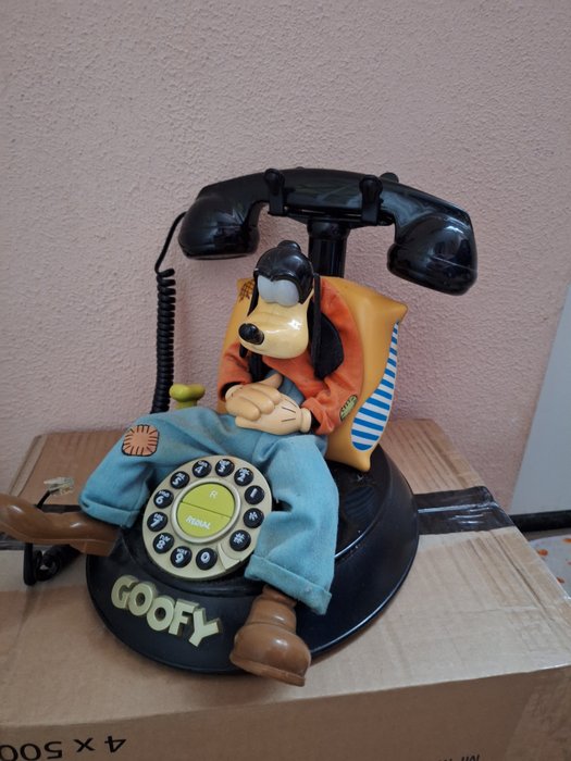 Disney, Goofy - Vintage Disney talking telephone