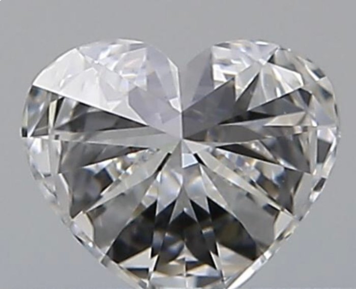 1 pcs Diamant  (Natur)  - 0.32 ct - Hjerte - E - VVS1 - Gemological Institute of America (GIA)