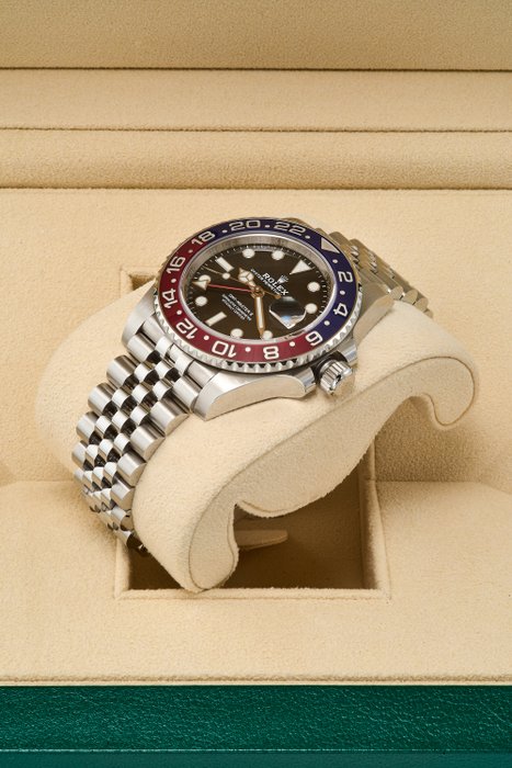 Rolex - GMT-Master II Pepsi - 126710BLRO - Unisex - 2020+