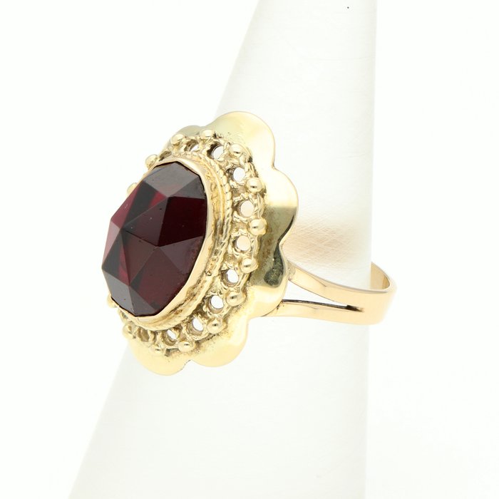 Ingen mindstepris - Ring - 14 karat Gulguld -  3.48ct. tw. Granat