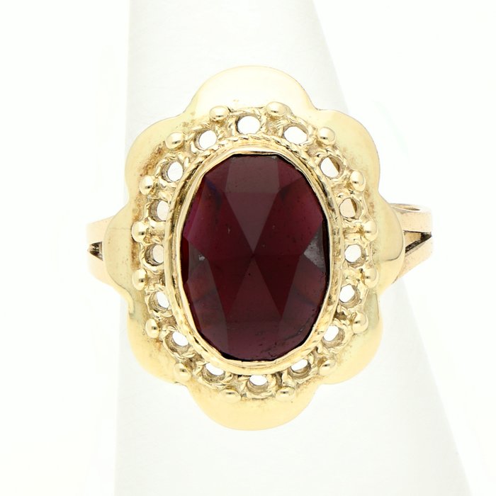 Ingen mindstepris - Ring - 14 karat Gulguld -  3.48ct. tw. Granat