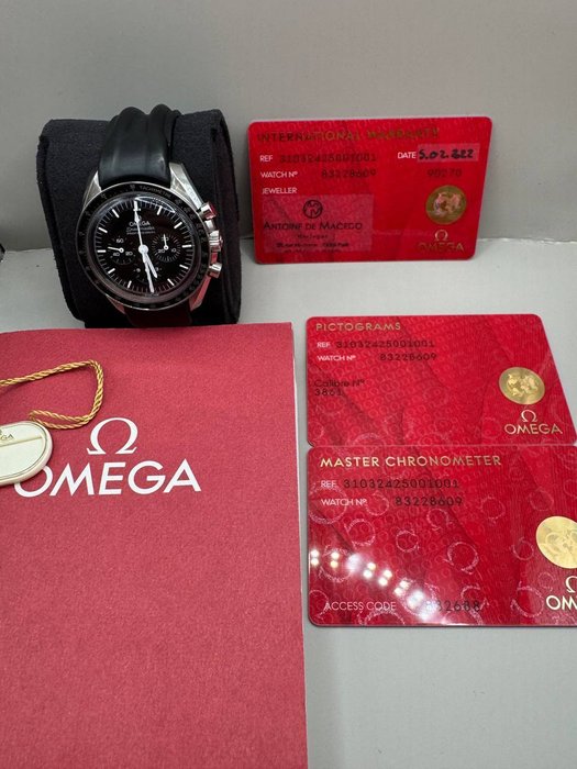 Omega - Speedmaster Professional Moonwatch - 31032425001001 - Mænd - 2020+