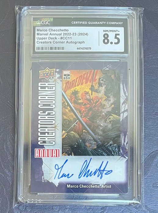 Upper Deck - 1 Graded card - Marvel Annual 2022-23 - autograph card - Creators Corner - CC11 Marco Checchetto - Artist - Daredevil - CGC 8.5