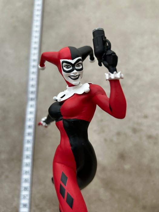 DC Direct - Harley Quinn - 1 - Harley Quinn -DC Collectibles