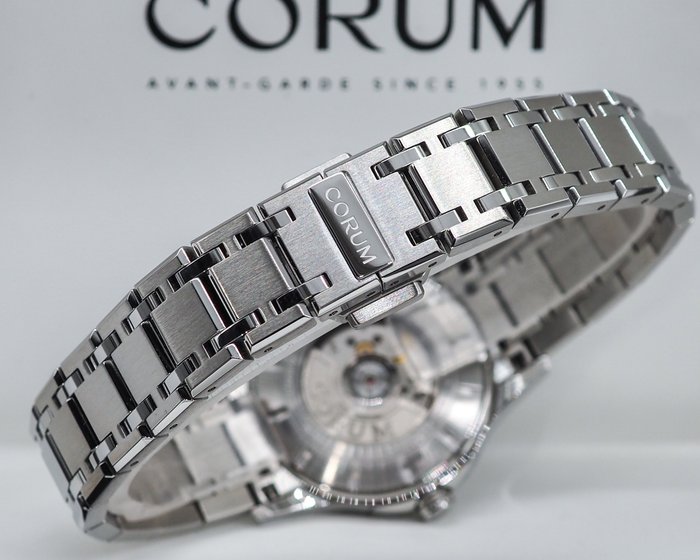 Corum - Admiral - Ingen mindstepris - * BRAND NEW * Automatic * 0.62 ct Diamonds * - Kvinder - 2020+