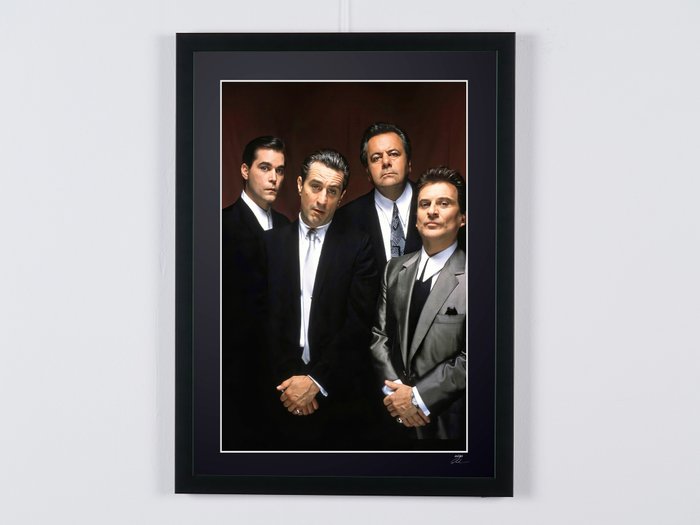 Goodfellas (1990) -Robert De Niro (James Conway)  Cast - Fine Art Photography - Luxury Wooden Framed 70X50 cm - Limited Edition Nr 05 of 30 - Serial ID 30241 - Original Certificate (COA), Hologram Logo Editor and QR Code - 100% New items.