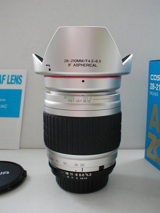 Cosina 28-210mm voor Nikon AF Zoomobjektiv