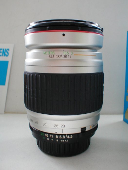 Cosina 28-210mm voor Nikon AF Zoomobjektiv