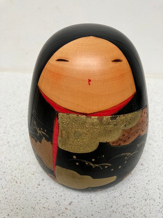 Vidunderlig ægformet Sosaku Kokeshi - Træ - Toa Sekiguchi - Japan - Shōwa-periode (1926-1989)