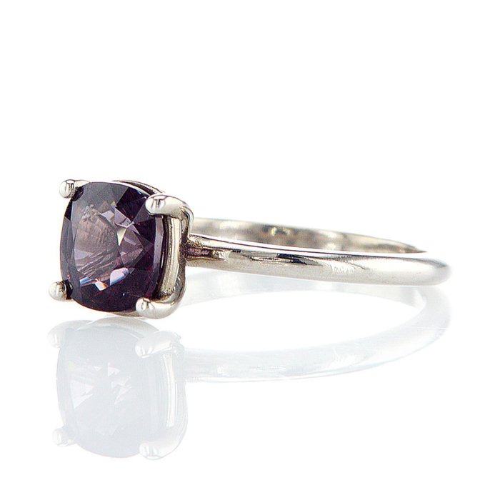 Ingen mindstepris - Ring - 14 karat Hvidguld -  1.80ct. tw. Spinel