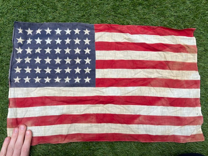 Amerikas Forenede Stater - WW2 USA 48 Star Flag - større størrelse 36 x 56 cm - Army - Airborne - Infantry - 1940-1945 - Militærudstyr