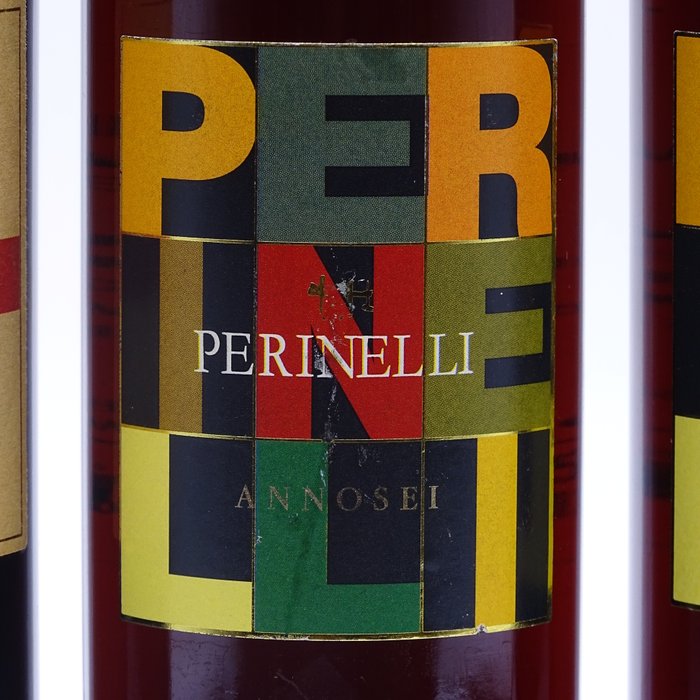 2008 Spacchetti Passito, 2005 x2 Ruggeri Passito, Perinelli Annosei x2  1999 x2 Feudi S.Gregorio - Campania, Lombardiet, Umbrien - 6 Jennies (0,5 L)