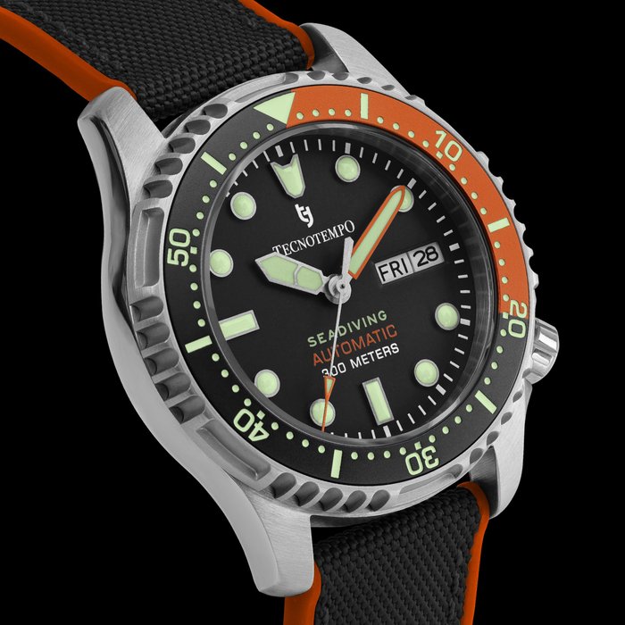 Tecnotempo - "Seadiving" 300M  - Limited Edition - - TT300SDNORB (fabric rubber/strap) - Mænd - 2011-nu