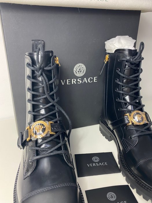 Versace - Støvler - Størelse: 39 (EU/IT) / 6 (UK) / 9 (US)