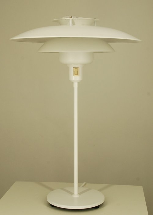 Toegeschreven aan Lyskaer - Lampe - Aluminium, Stål