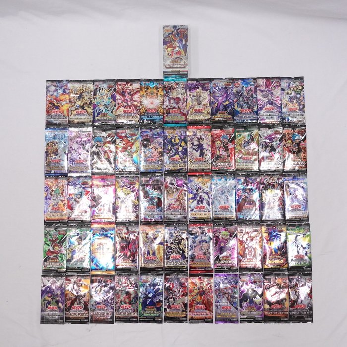 Konami Mixed collection - Yu-Gi-Oh! - Maximum Ultra Evolution Pack Booster Box (15 Booster packs) and 55 Booster packs