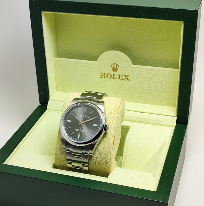 Rolex - Oyster Perpetual 39 "Dark Rhodium" - Ref. 114300 - Mænd - 2015 - 2020