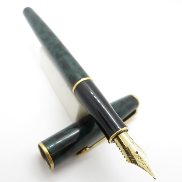 Parker - SONNET (green  black marble) - stainless steel nib (F) - Fyldepen