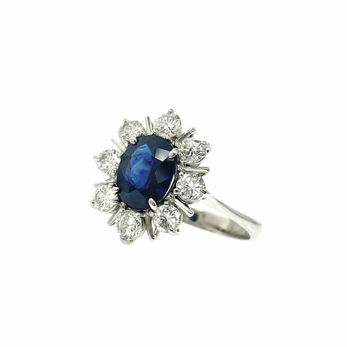 Ring - 18 kraat Hvidguld -  2.90ct. tw. Safir - Diamant - Royal Safir