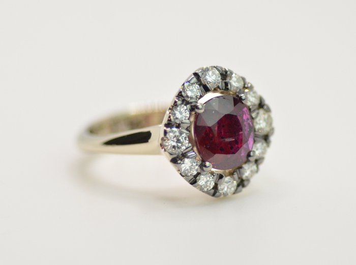 Ring - 14 karat Hvidguld Rubin - Diamant